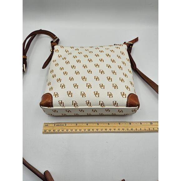 Dooney & Bourke Gretta Women's Crossbody Purse Handbag Leather‎ White/Tan - Picture 11 of 16